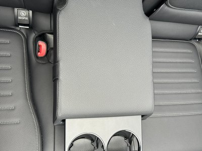 2026 Mercedes-BENZ C-CLASS 缩略图 17