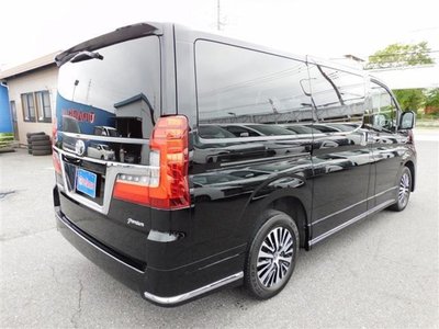 TOYOTA GRANACE - 7