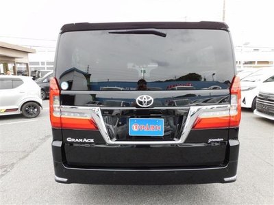 TOYOTA GRANACE - 6