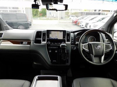 TOYOTA GRANACE - 8