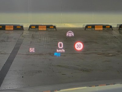 MERCEDES-BENZ E-CLASS - 4