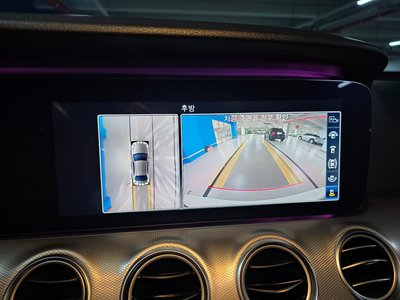 MERCEDES-BENZ E-CLASS - 10