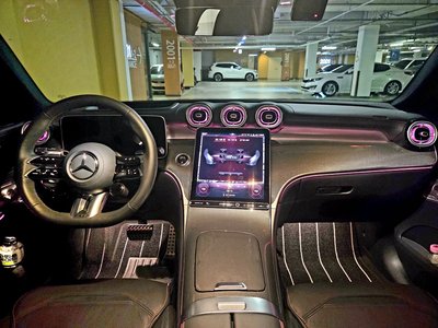 صورة 8 لـ 2024 Mercedes-BENZ GLC