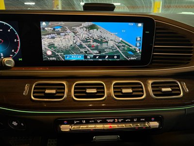 MERCEDES-BENZ GLE - 10