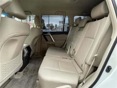 TOYOTA LAND CRUISER PRADO - 9