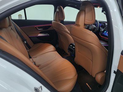 MERCEDES-BENZ E-CLASS - 10