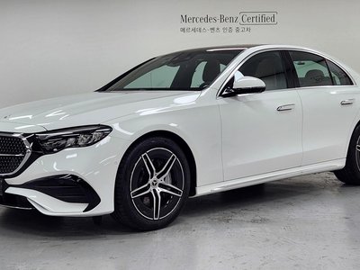 MERCEDES-BENZ E-CLASS - 1