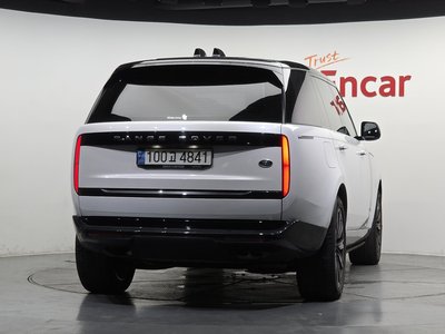 صورة 4 لـ 2023 LAND Rover RANGE ROVER