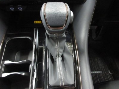 2024 Toyota ALPHARD — миниатюра 15