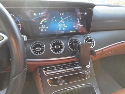 MERCEDES-BENZ CLS - 8