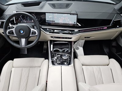 صورة 5 لـ 2026 BMW X5