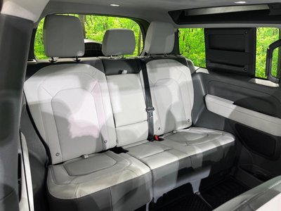 صورة مصغرة 17 لـ 2025 LAND Rover DEFENDER