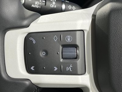 صورة مصغرة 34 لـ 2025 LAND Rover DEFENDER