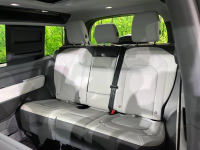 صورة مصغرة 30 لـ 2025 LAND Rover DEFENDER