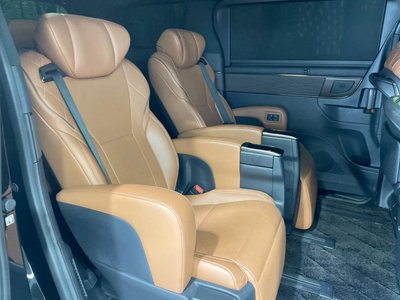 TOYOTA VELLFIRE - 10