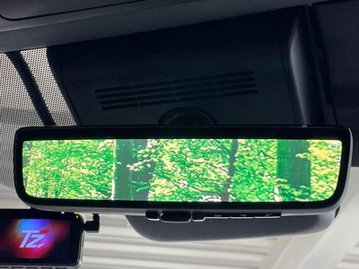 TOYOTA VELLFIRE - 8