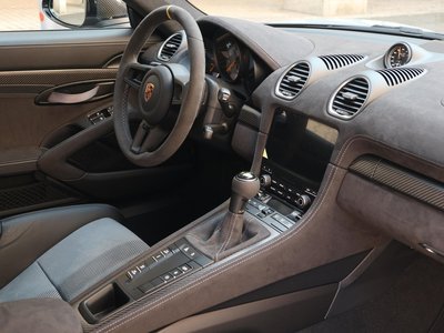 صورة 11 لـ 2024 Porsche 718
