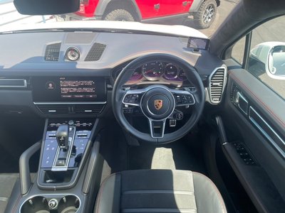 PORSCHE CAYENNE - 2