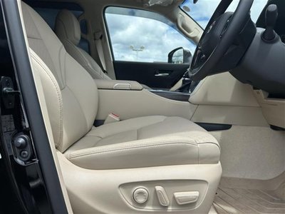 صورة مصغرة 22 لـ 2024 Toyota LAND CRUISER 300