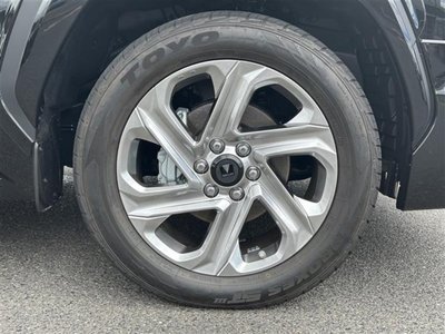 صورة 5 لـ 2024 Toyota LAND CRUISER 300