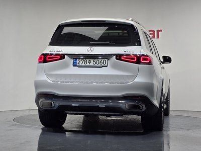 MERCEDES-BENZ GLS - 4