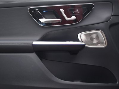 MERCEDES-BENZ GLC - 7