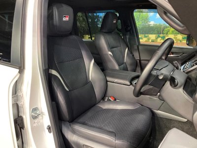 TOYOTA LAND CRUISER - 8
