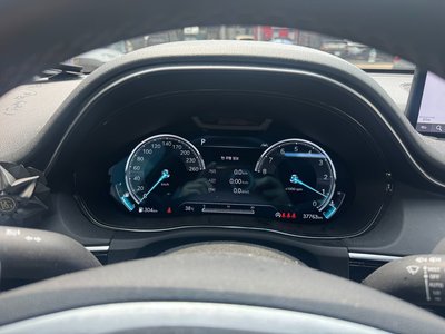 صورة 3 لـ 2022 Genesis GV70