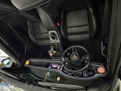 PORSCHE 911 - 1
