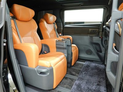 TOYOTA VELLFIRE - 9