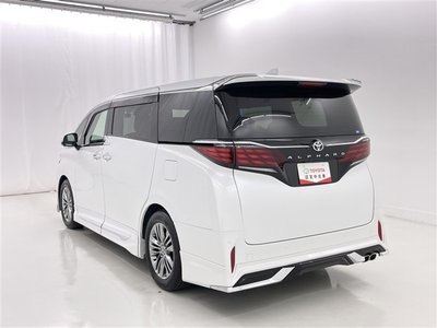 2023 Toyota ALPHARD — фото 6