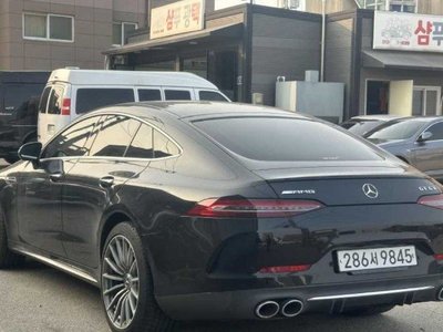 MERCEDES-BENZ GT AMG - 7