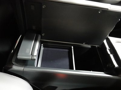 2025 Toyota CROWN SPORT 缩略图 29