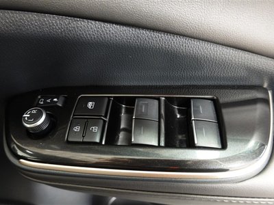 2025 Toyota CROWN SPORT 缩略图 14