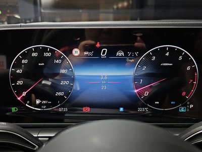 MERCEDES-BENZ GLS - 8