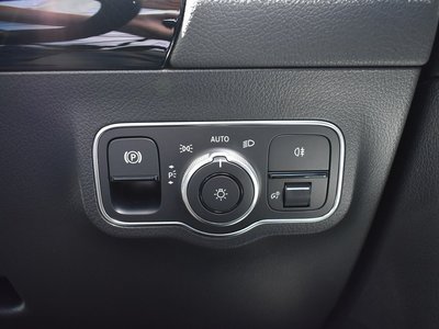 2025 Mercedes-BENZ GLA 缩略图 29