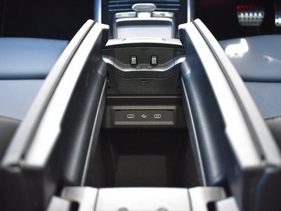 2025 Mercedes-BENZ GLA 缩略图 24