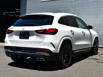 MERCEDES-BENZ GLA - 7