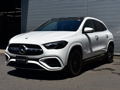 MERCEDES-BENZ GLA - 1
