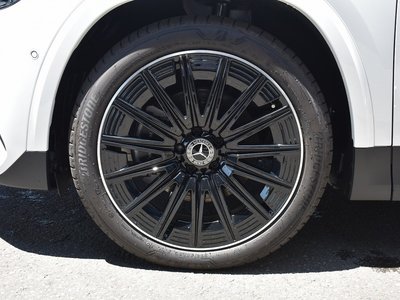 MERCEDES-BENZ GLA - 6