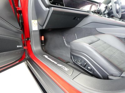 2025 Porsche PANAMERA 缩略图 19