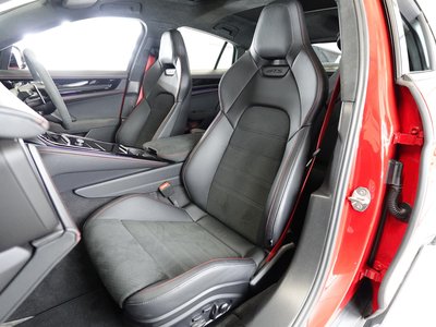 2025 Porsche PANAMERA 缩略图 18