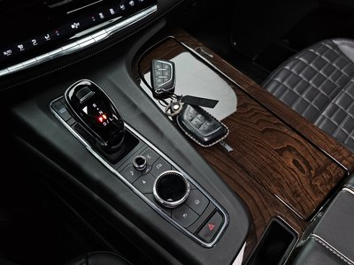 CADILLAC ESCALADE 5TH GENERATION - 9