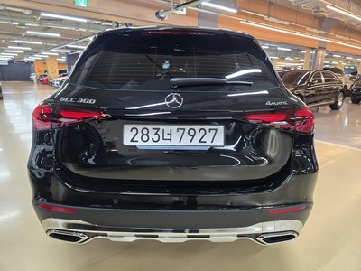 MERCEDES-BENZ GLC - 5