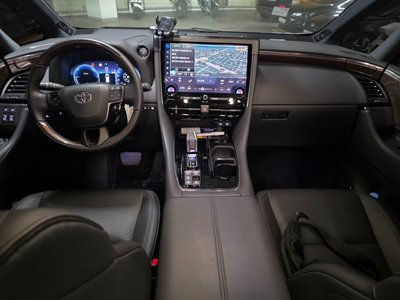 TOYOTA ALPHARD - 3