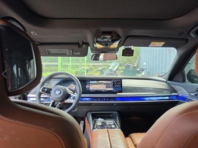 صورة 7 لـ 2024 BMW 7 SERIES