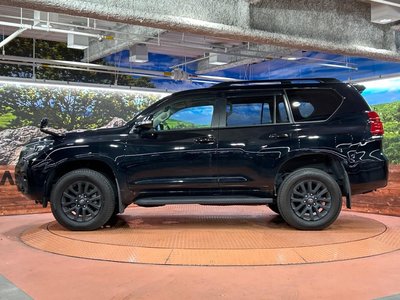 صورة مصغرة 58 لـ 2023 Toyota LAND CRUISER PRADO
