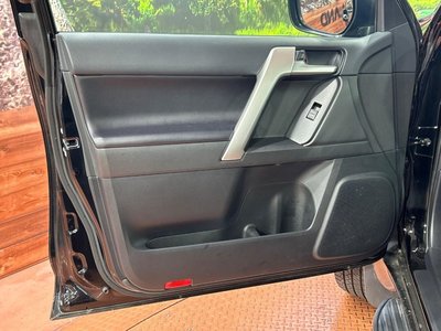 صورة مصغرة 46 لـ 2023 Toyota LAND CRUISER PRADO