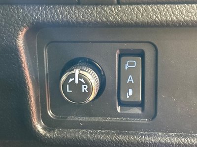 صورة مصغرة 51 لـ 2023 Toyota LAND CRUISER PRADO