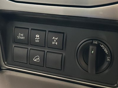 صورة مصغرة 35 لـ 2023 Toyota LAND CRUISER PRADO